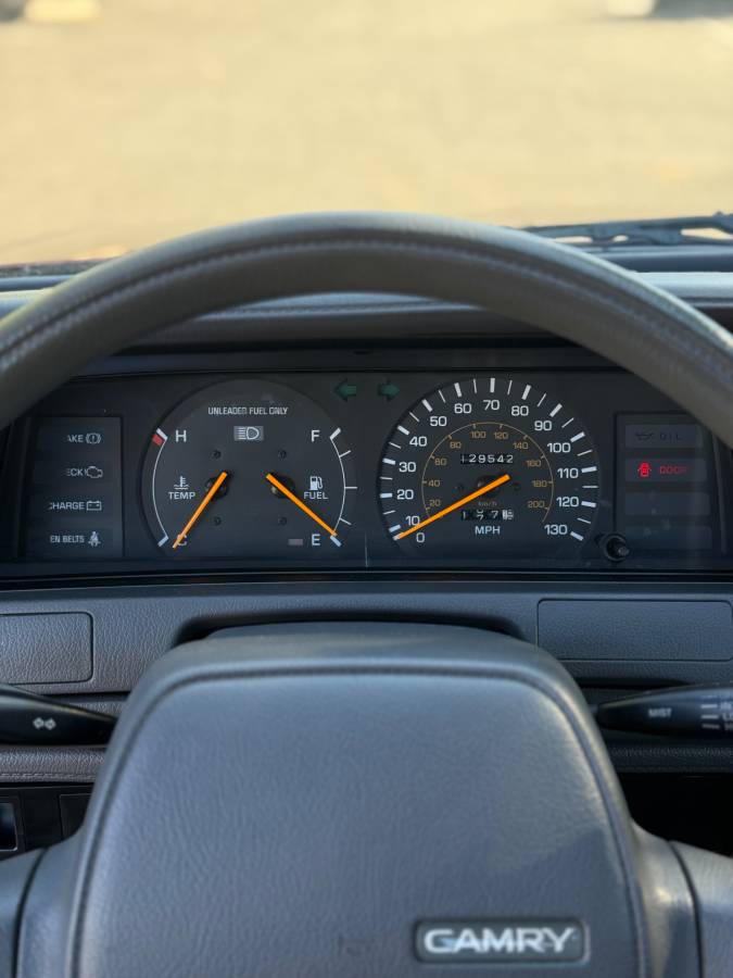 Toyota-camry-1991-6
