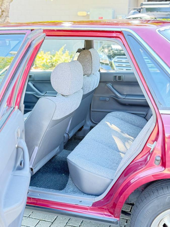 Toyota-camry-1991-8