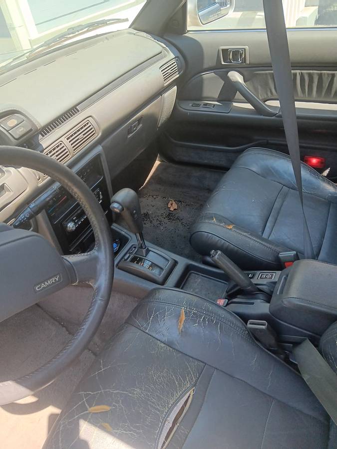Toyota-camry-1991-silver-13