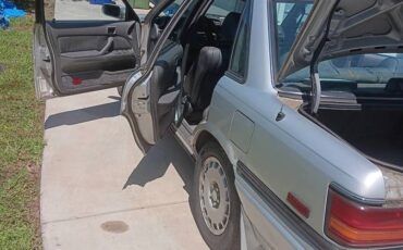 Toyota-camry-1991-silver-3