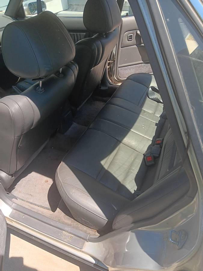 Toyota-camry-1991-silver-8