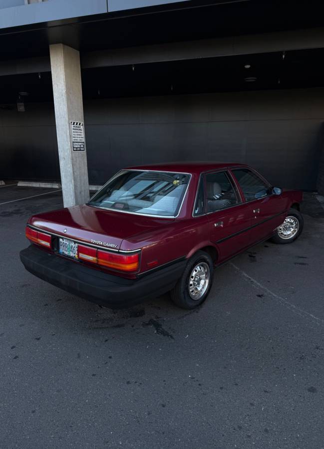 Toyota-camry-1991