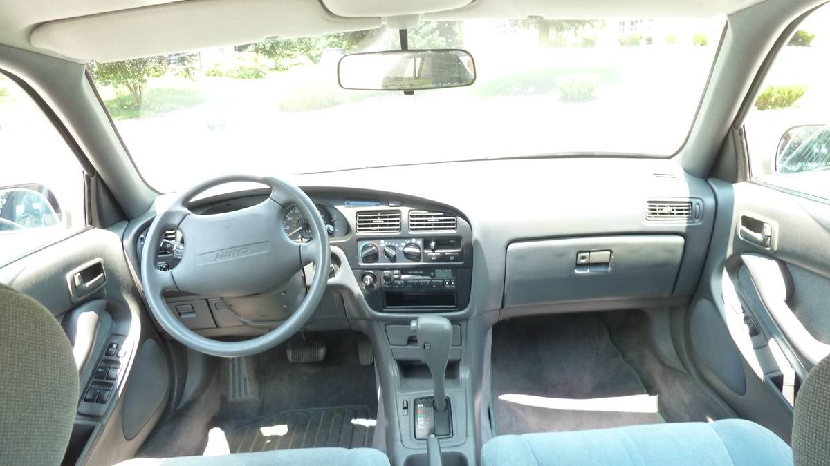Toyota-camry-1993-grey-19