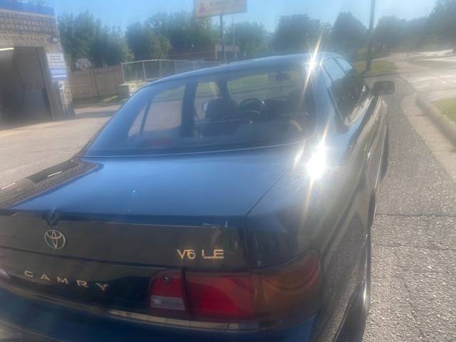 Toyota-camry-1995-black-3
