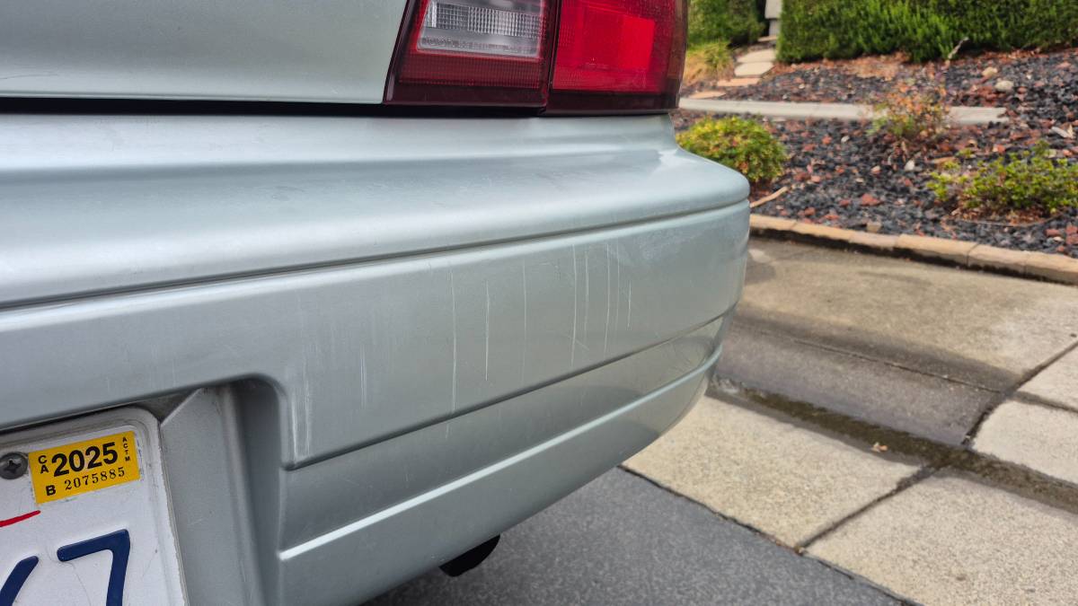 Toyota-camry-le-1985-blue-15