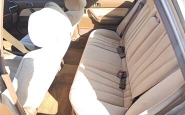 Toyota-camry-le-1991-5