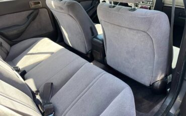 Toyota-camry-le-1995-silver-7