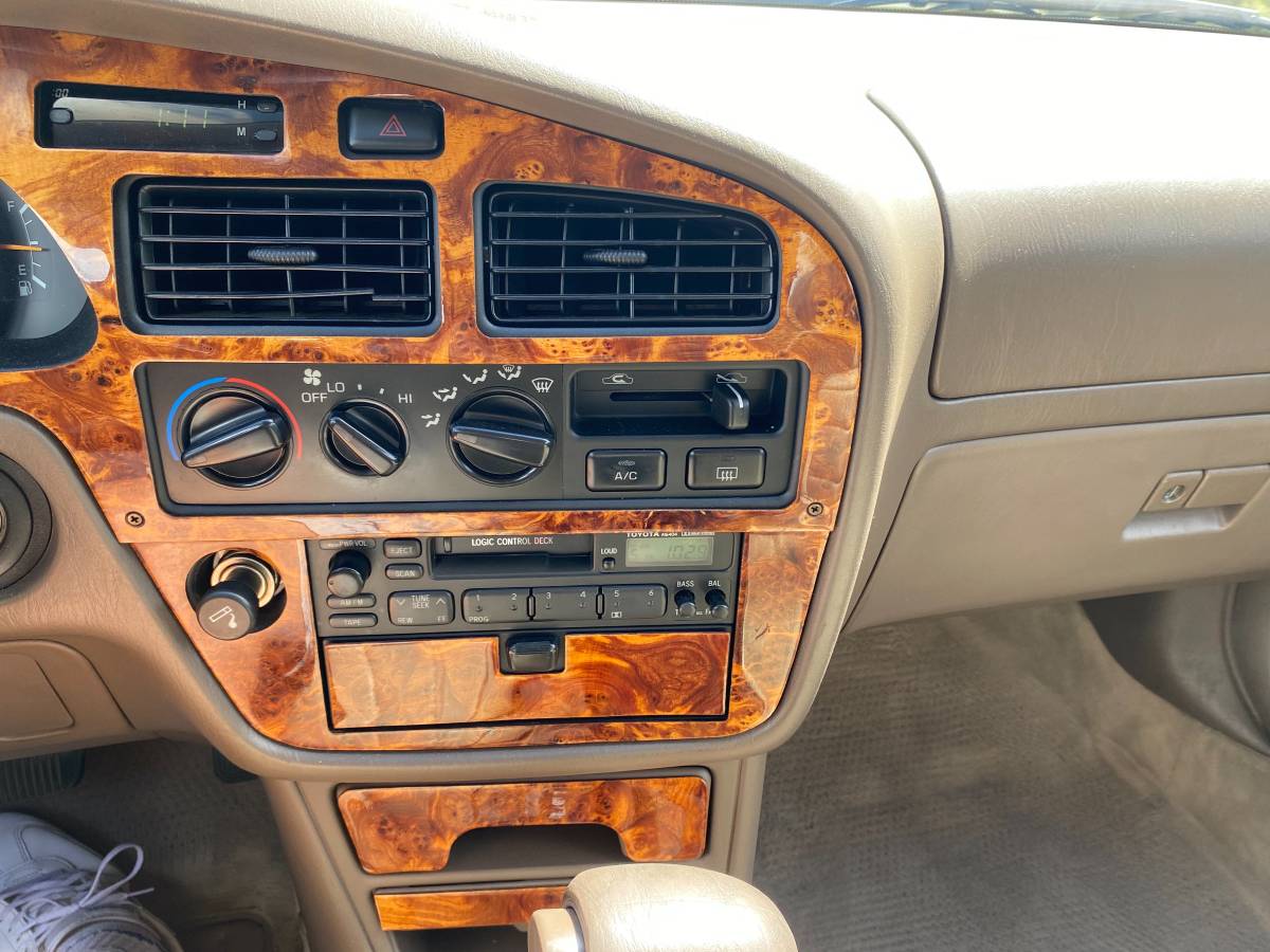 Toyota-camry-xle-1994-12