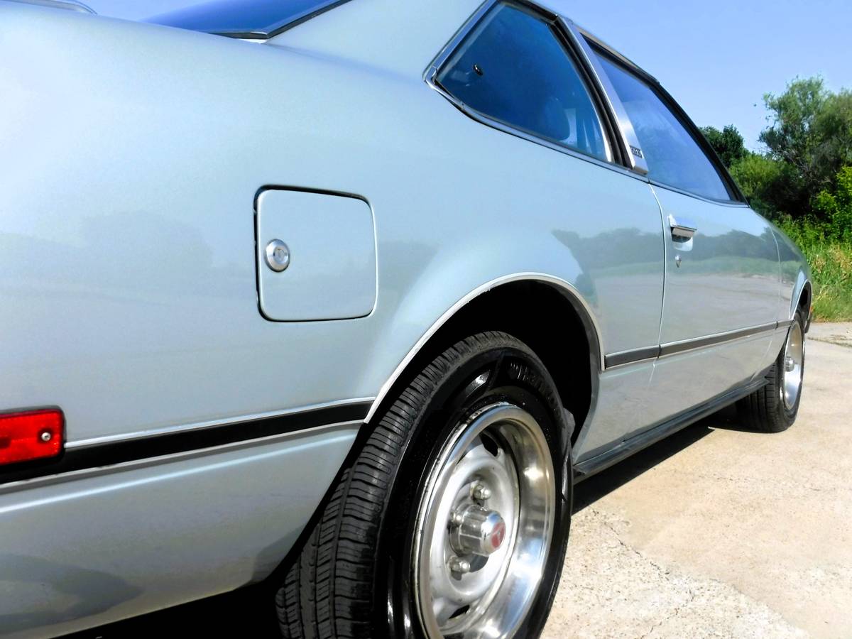 Toyota-celica-st-1978-grey-12