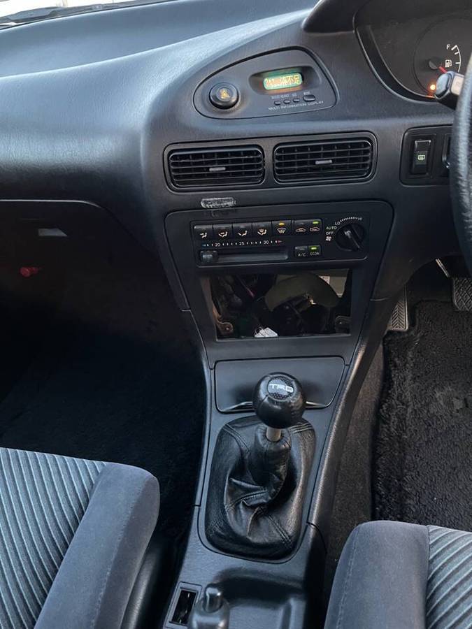 Toyota-ceres-diesel-1994-silver-8