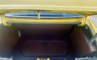 Toyota-corolla-1973-yellow-8
