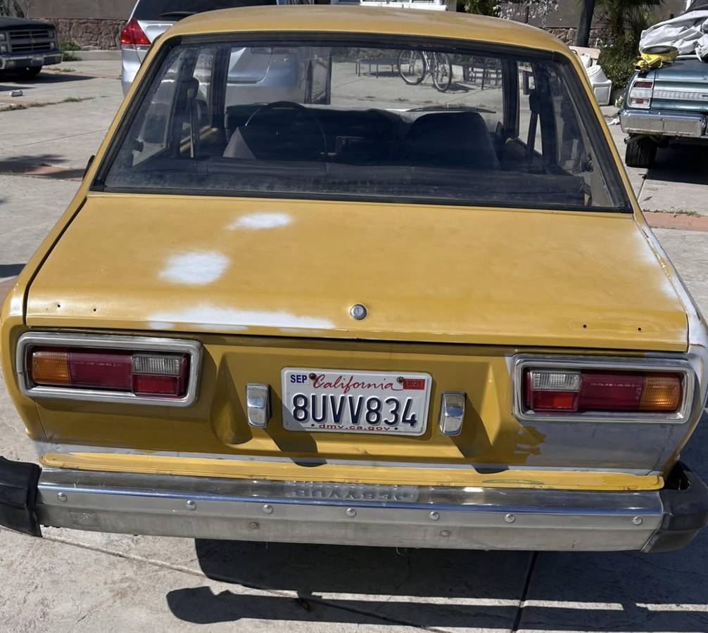 Toyota-corolla-1977-yellow-2