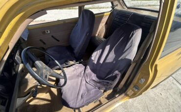 Toyota-corolla-1977-yellow-5