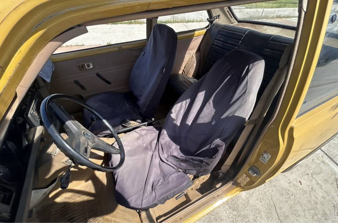 Toyota-corolla-1977-yellow-5