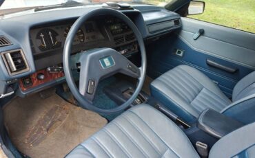 Toyota-corolla-1983-white-7