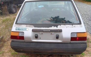 Toyota-corolla-1987-silver-2