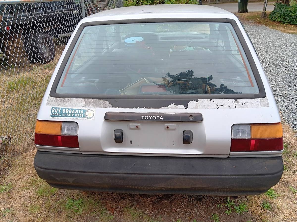 Toyota-corolla-1987-silver-2
