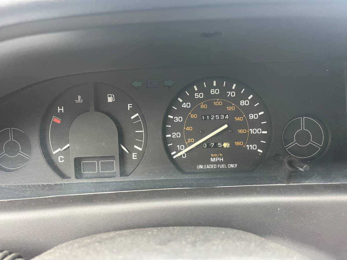 Toyota-corolla-1990-grey