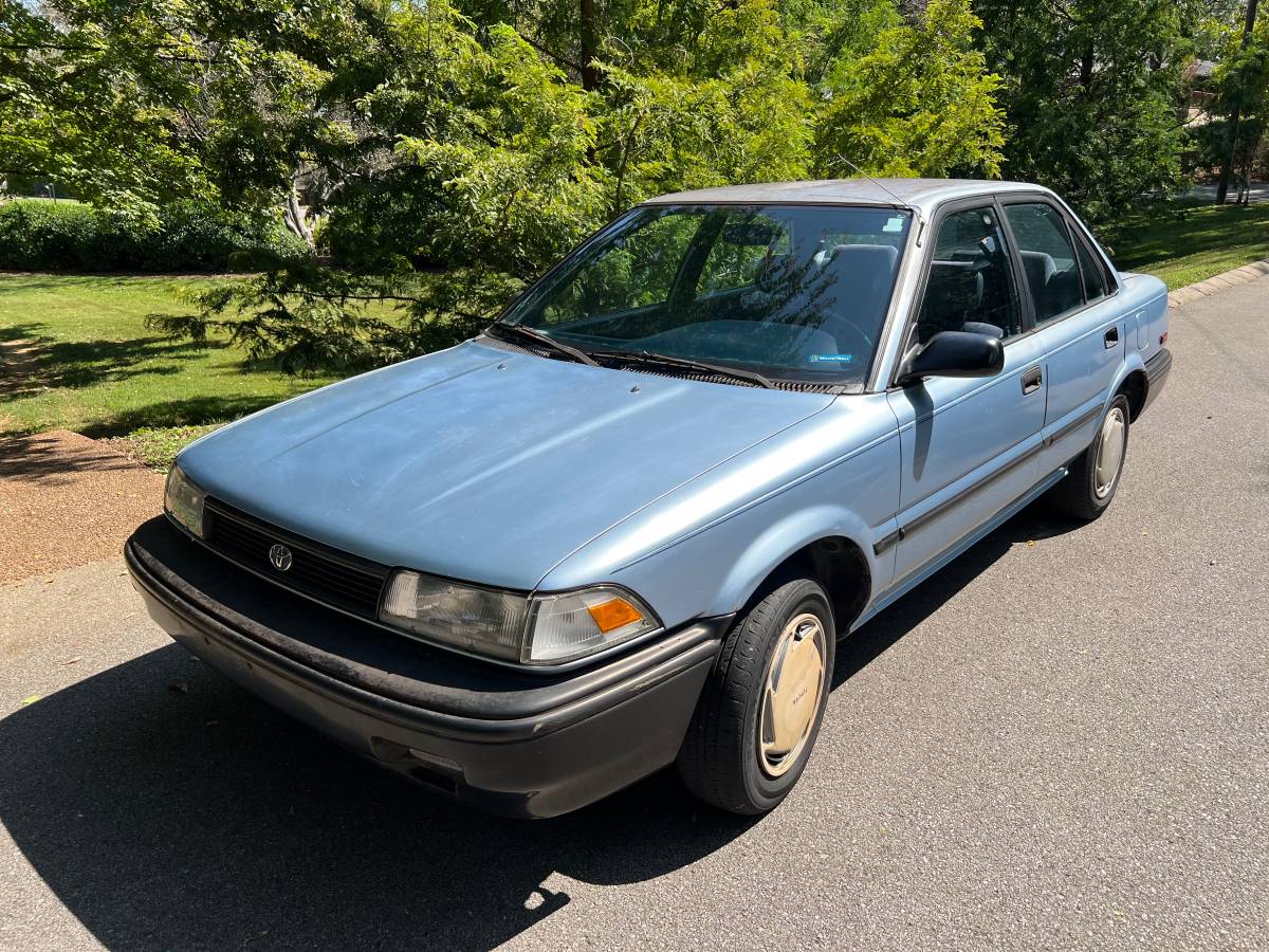 Toyota-corolla-1992-blue-3