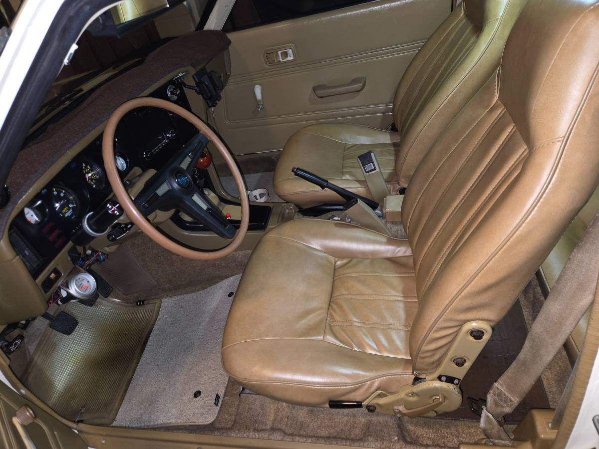 Toyota-corolla-sport-coupe-1977-8