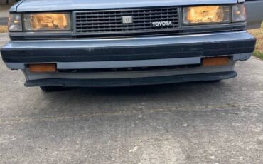 Toyota-cressida-1985-blue
