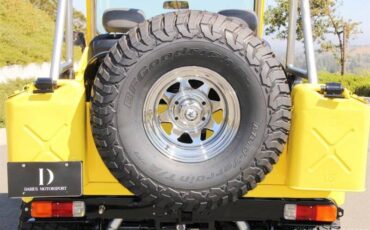 Toyota-fj-40-2-door-open-top-dodge-magnum-hemi-1978-yellow-5