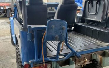 Toyota-fj40-landcruiser-1982-blue-10