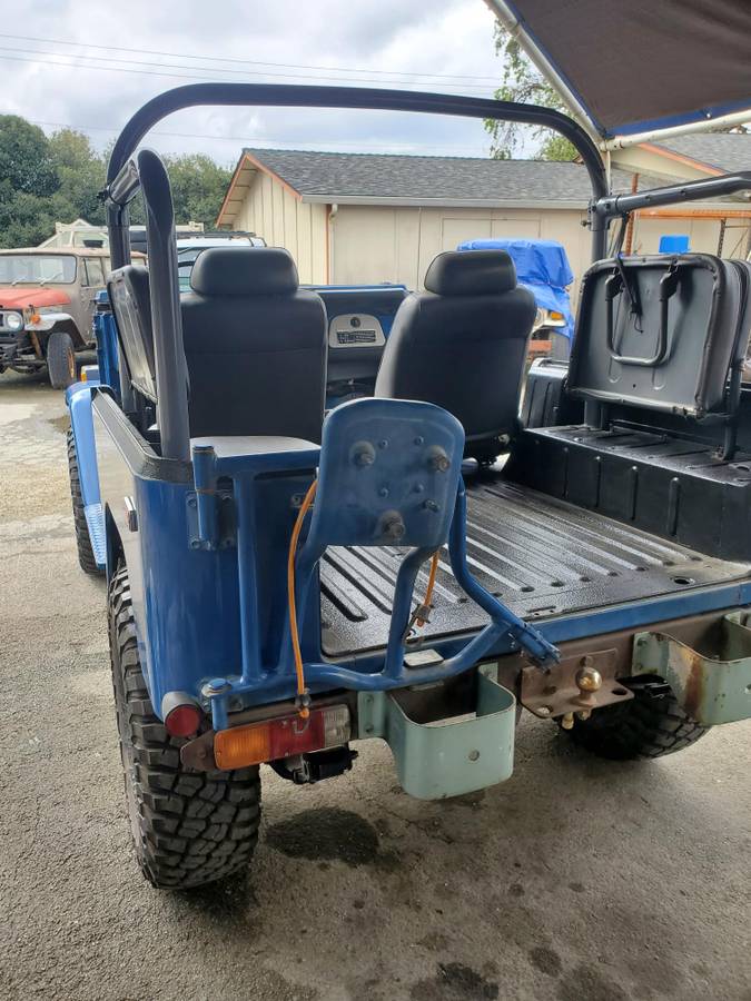 Toyota-fj40-landcruiser-1982-blue-10