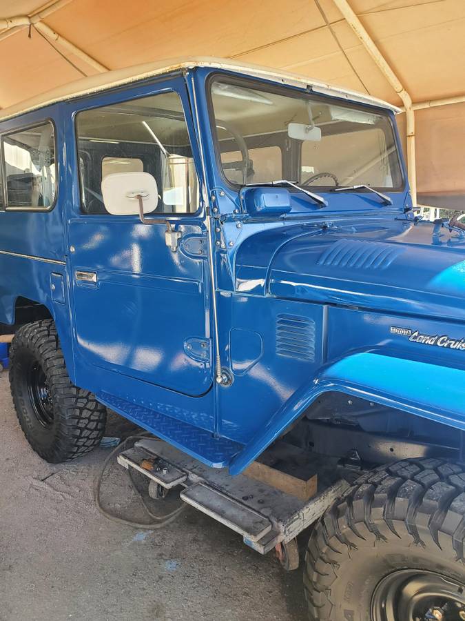Toyota-fj40-landcruiser-1982-blue-11
