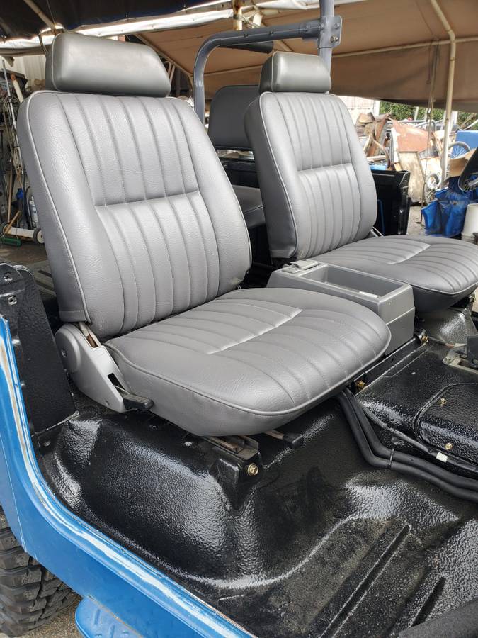 Toyota-fj40-landcruiser-1982-blue-9