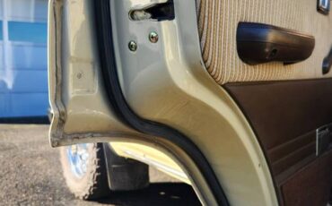 Toyota-fj60-1983-custom-17