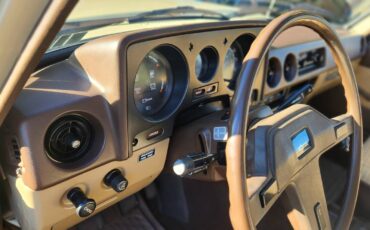 Toyota-fj60-1983-custom-9