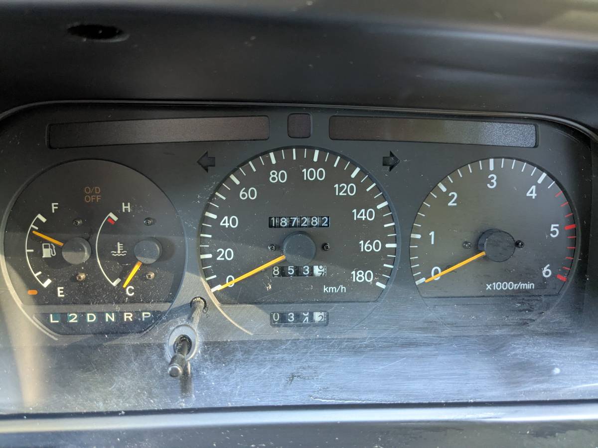 Toyota-hiace-diesel-1995-grey-5