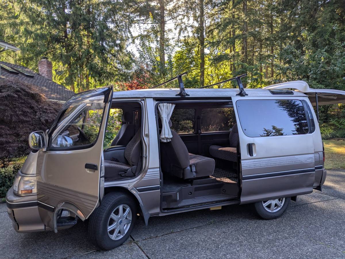 Toyota-hiace-diesel-1995-grey-8