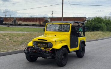 Toyota-land-cruiser-1964-yellow-17
