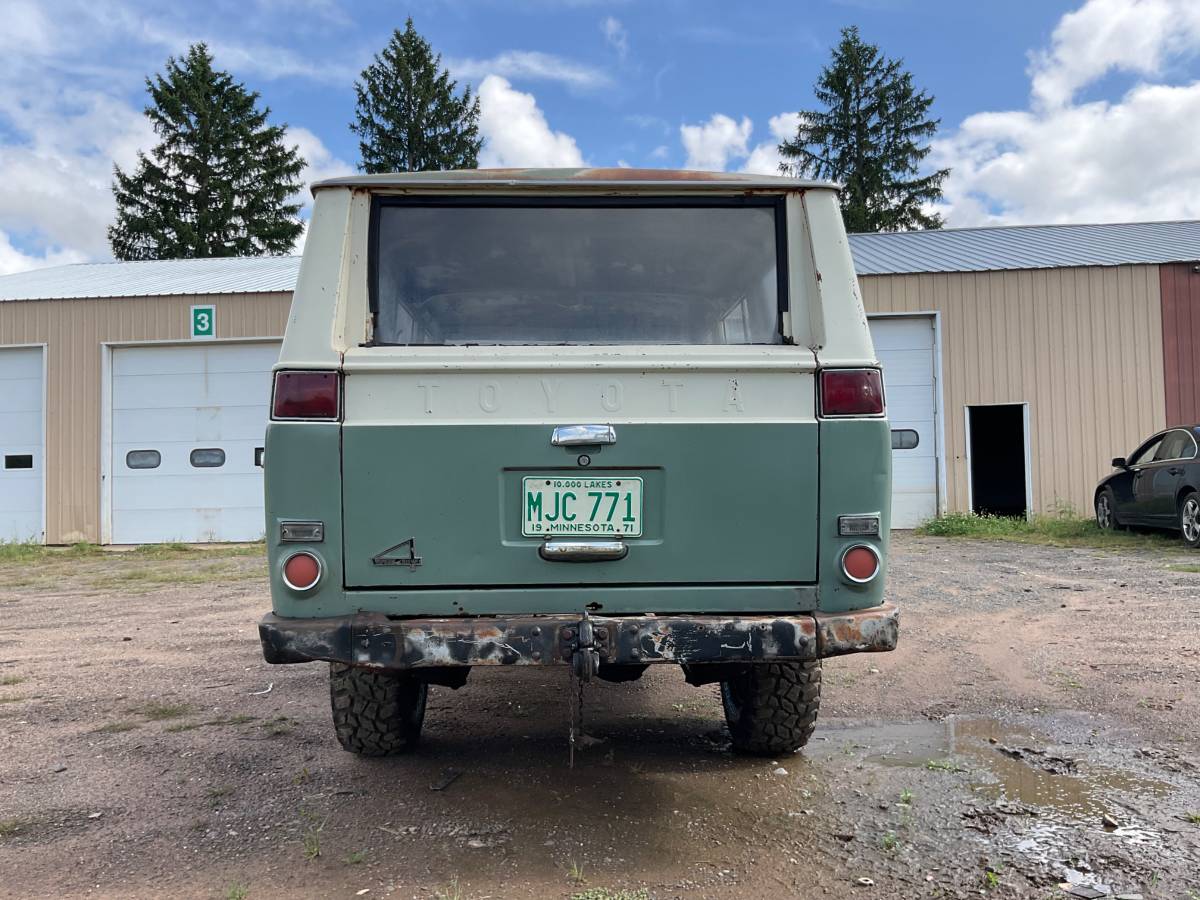 Toyota-land-cruiser-1971-7