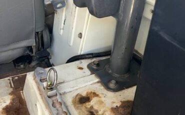 Toyota-land-cruiser-1981-white-11