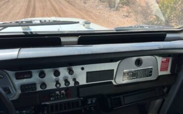 Toyota-land-cruiser-1981-white-7