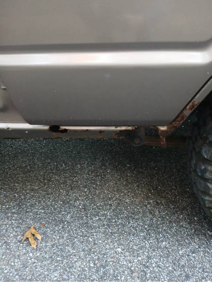 Toyota-land-cruiser-1985-brown-11