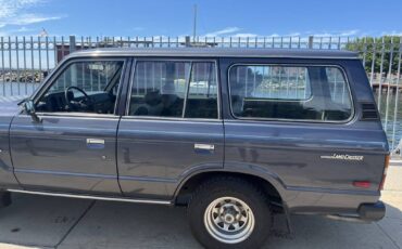 Toyota-land-cruiser-1987-blue-3