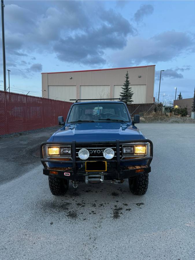 Toyota-land-cruiser-1989-blue-4