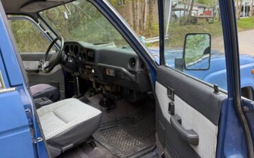 Toyota-land-cruiser-1989-blue-8