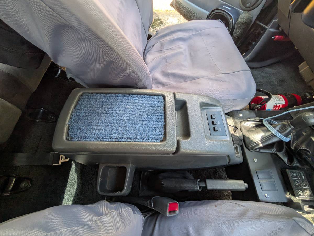 Toyota-land-cruiser-diesel-1992-17