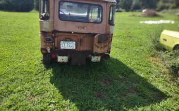 Toyota-land-cruiser-electric-1973-white-2