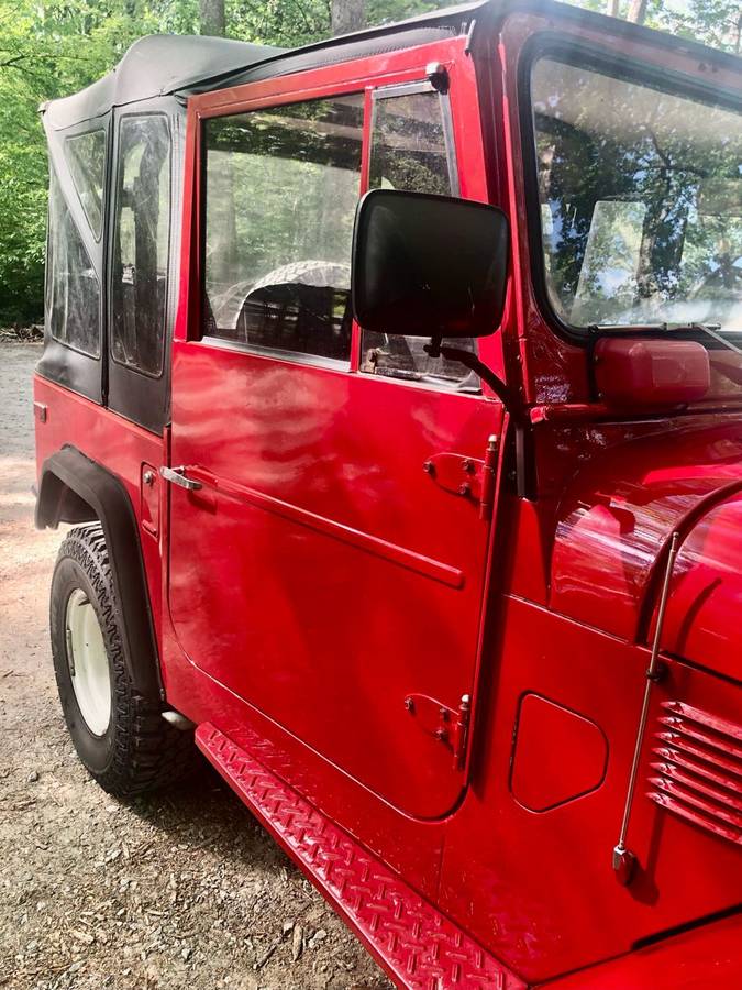 Toyota-land-cruiser-fj40-1975-3
