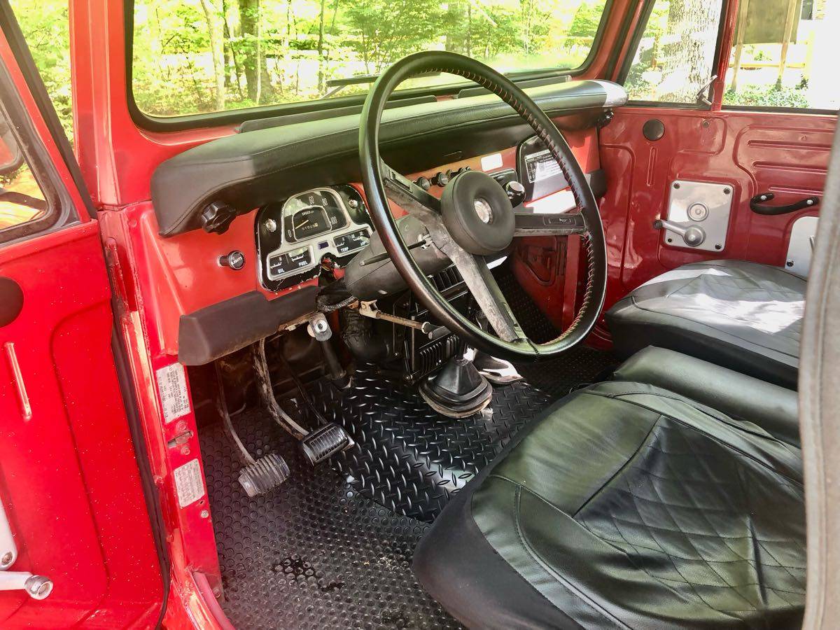 Toyota-land-cruiser-fj40-1975-8