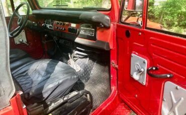 Toyota-land-cruiser-fj40-1975-9