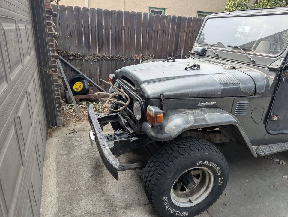 Toyota-land-cruiser-fj40-1976-5