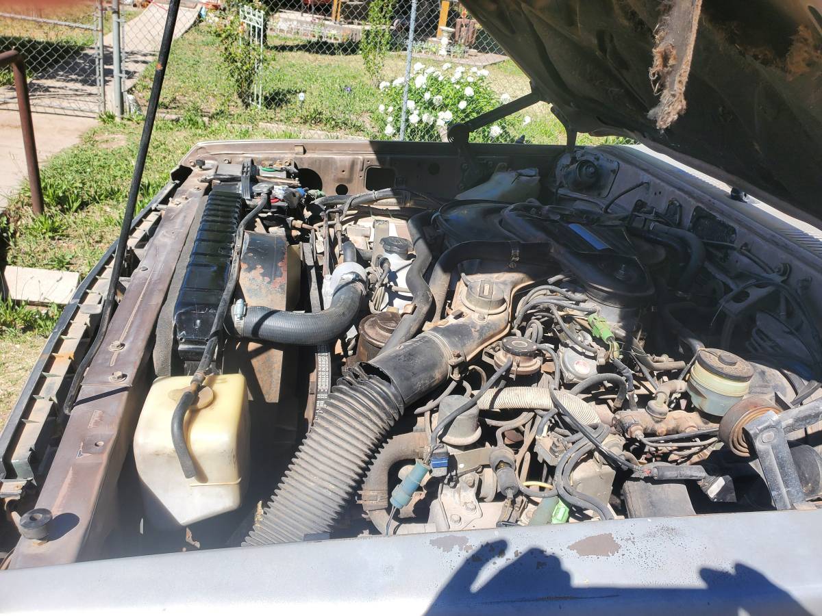Toyota-land-cruiser-fj60-1985-brown-20