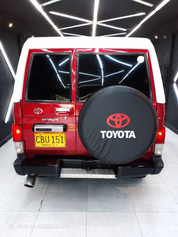 Toyota-land-cruiser-fzj73-1995-red-12